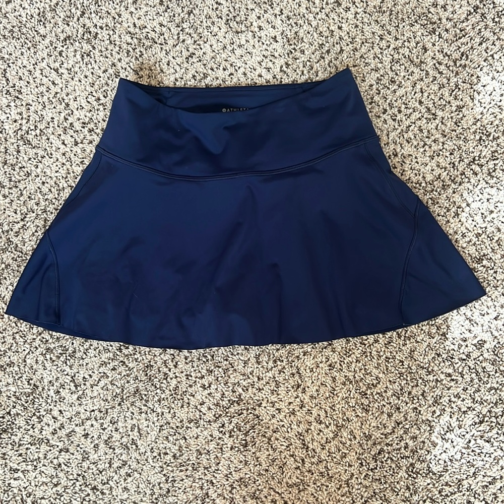 EUC Athleta Ace Tennis Skort. 13.5 inches. Color is Navy. Size Small